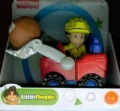 fisher-price-little-people-koby-i-ladowarka.jpg