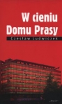 w-cieniu-domu-prasy.jpg